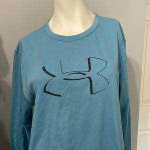 Under Armour long sleeved shirt, Size XL, Bundle & Save!!!